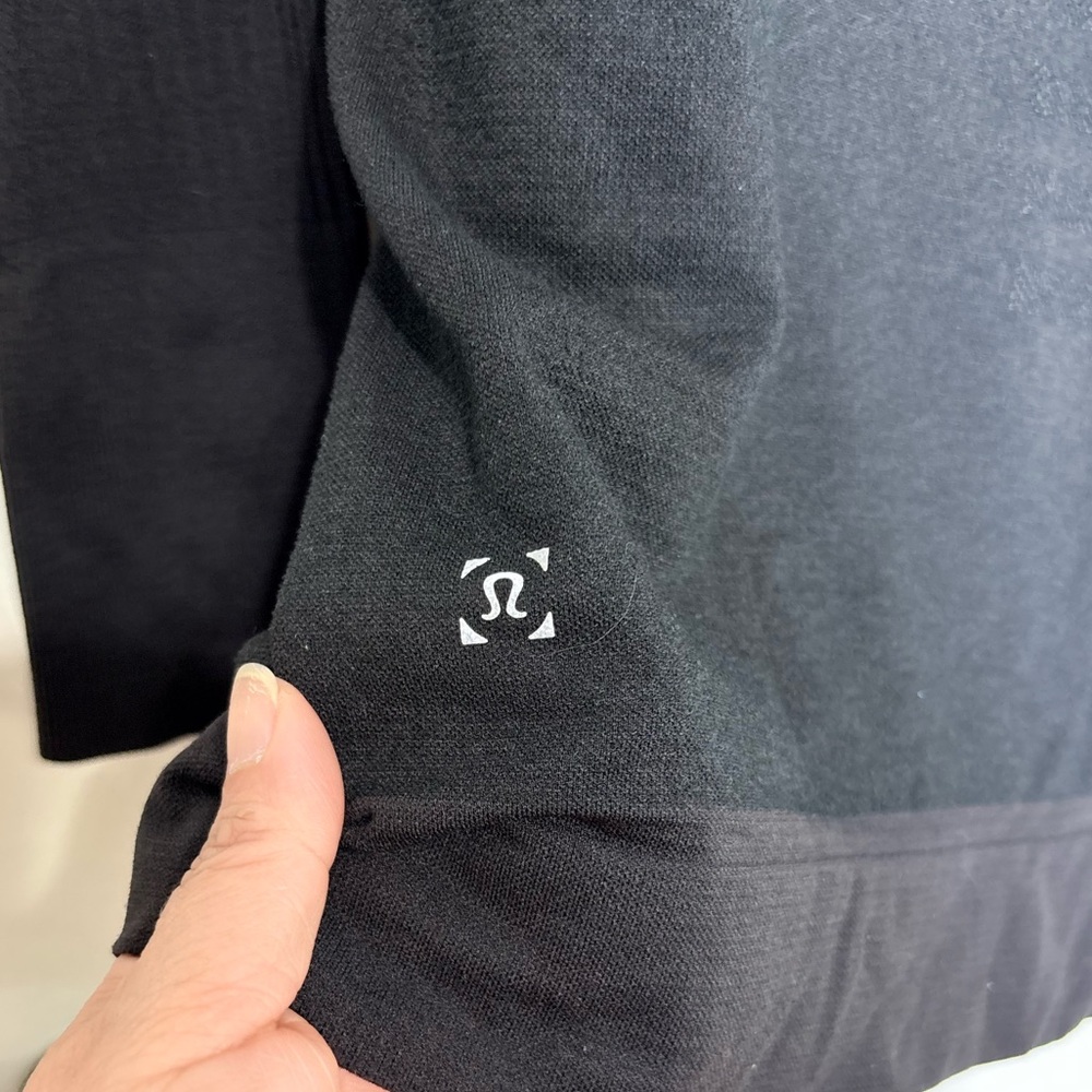 Lululemon Men's Keep The Heat Thermal Athletic Sports
Hoodie In Black Sz L - Picture 11 of 15